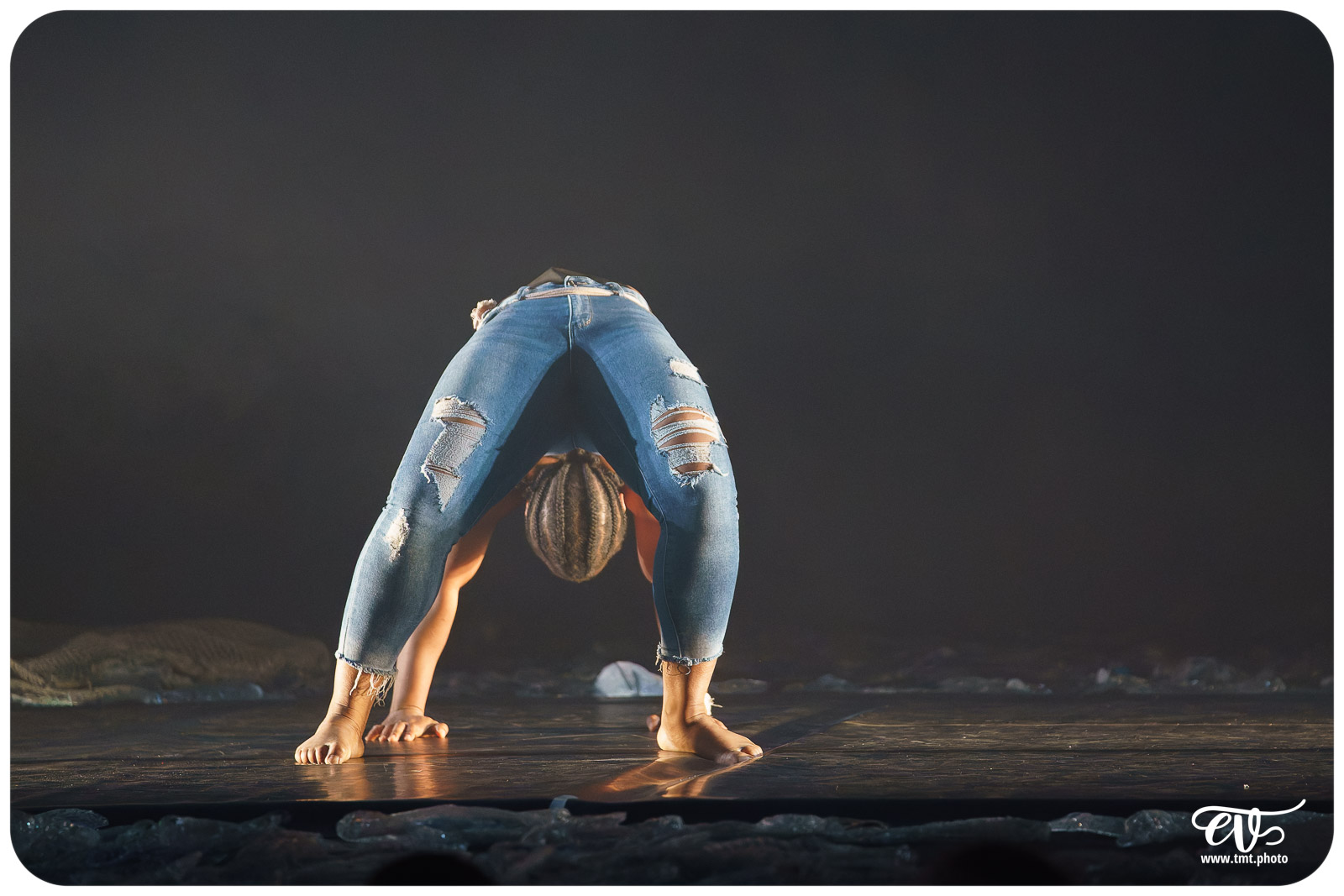 YÉ ! (L'EAU) (CIRCUS BAOBAB)